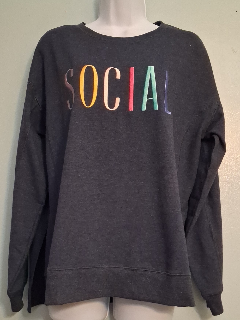 Wildfox Size Medium Women's Dark Gray 'SOCIAL' Graphic Sweatshirt